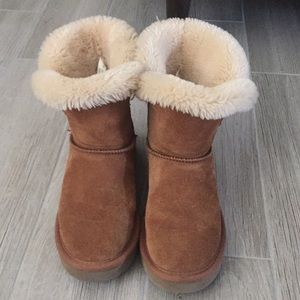 Style & co Macy’s ugg like boots size 7